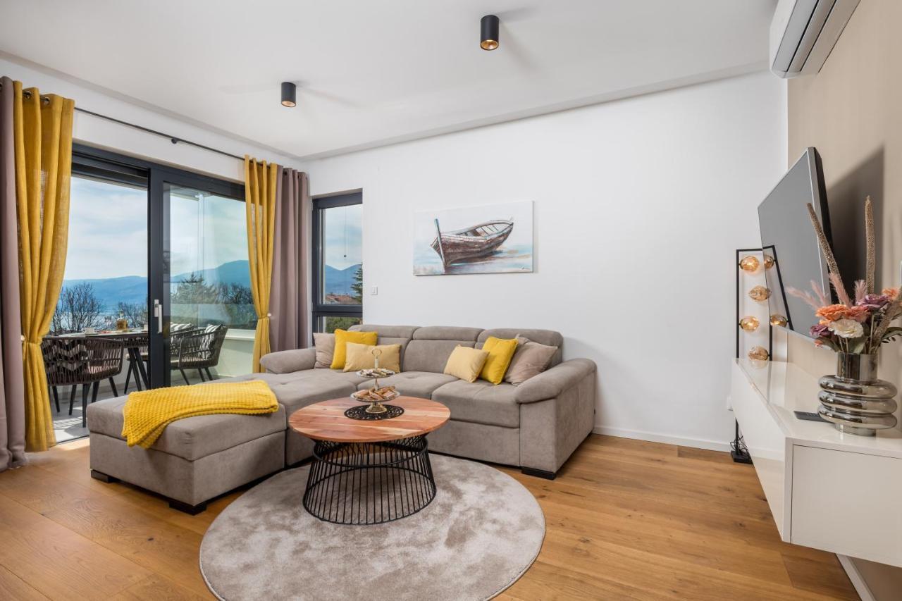 Apartment Top View With Balcony And Private Parking Rijeka Exteriér fotografie